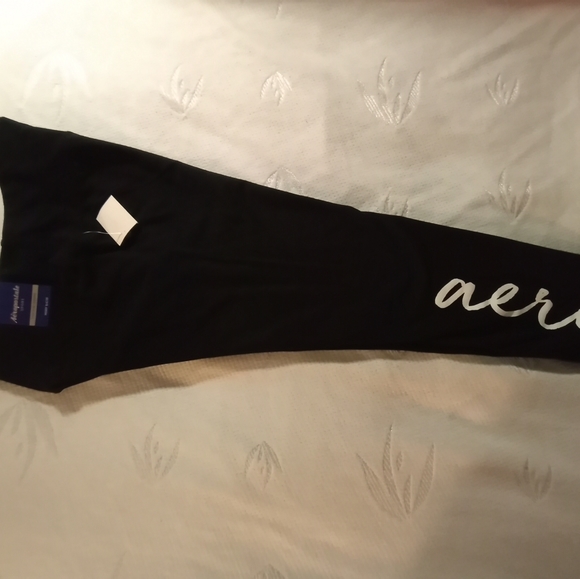 NWT WOMEN'S SIZE MEDIUM LEGGINGS - Picture 7 of 7